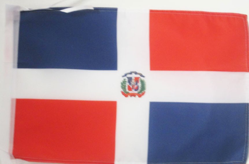 DRAPEAU DE LA RÉPUBLIQUE DOMINICAINE 🇩🇴 Quisquéya | par Carré Tropical - Carré Tropical(S) 45x30cm avec oeilletsdrapeaux