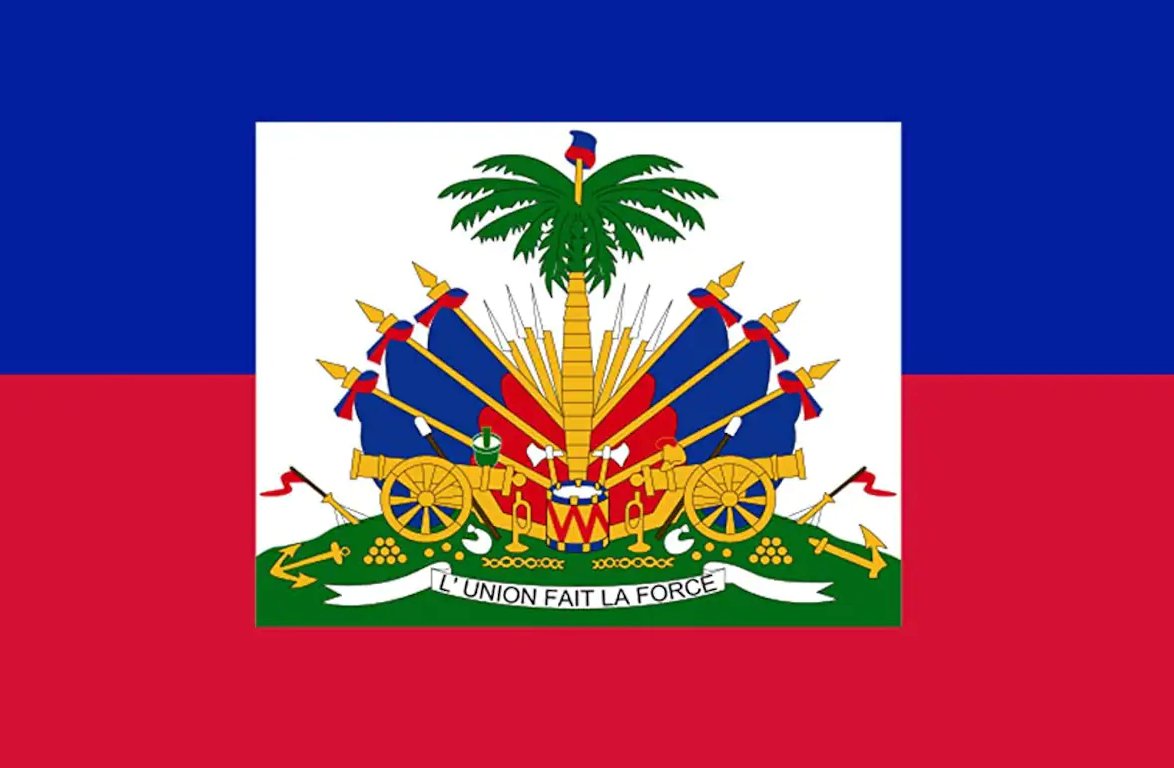 Vêtement Ayiti Sweat Capuche Haïti Drapeau - Fierté Racines Ayiti Vêtement Ayiti Sweat Capuche Haïti Drapeau - Fierté Racines Ayiti