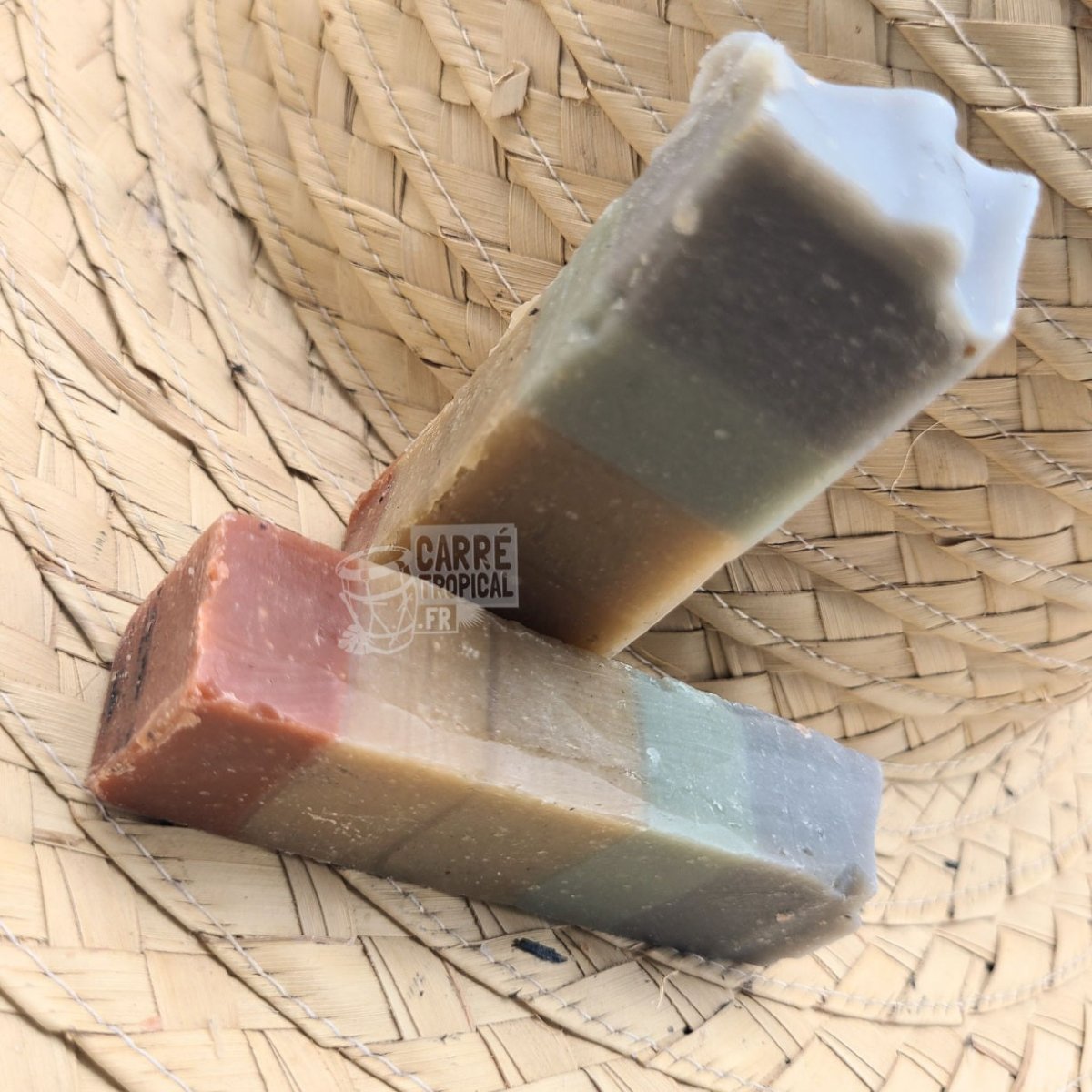 Savon monoï arc-en-ciel 🌈 surgras naturel artisanal solide | Par Stéphanie Ronce - Carré TropicalBloc (80g)savon
